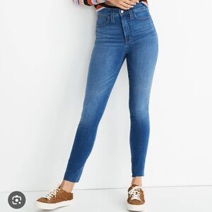 Madewell 10” roadtripper super soft jeans. Size 24. Ankle length.